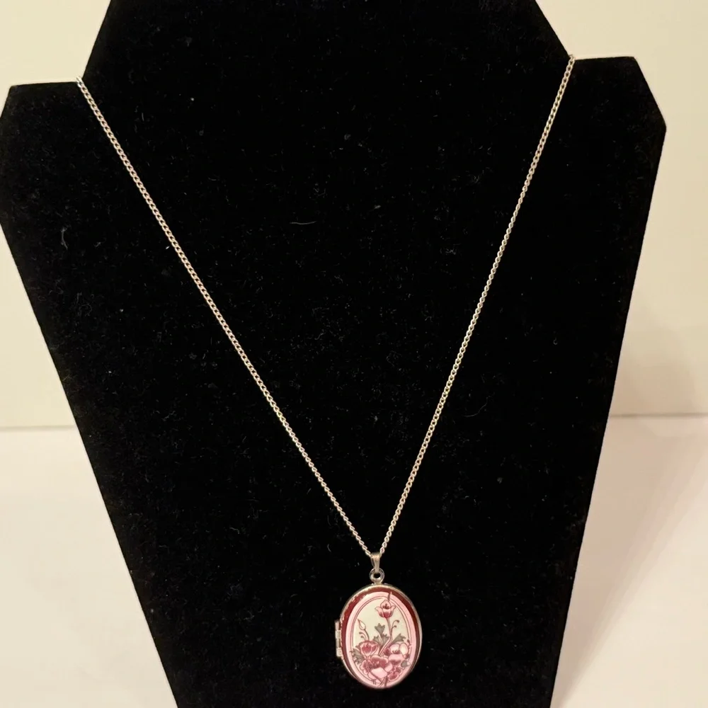 MICHAELA FREY LOCKET SP VINTAGE ART NOUVEAU ENAMEL FLORAL CHAIN STERLING SILVER